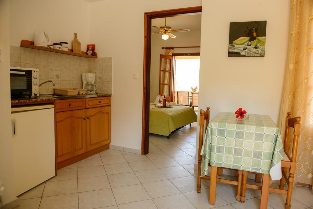 Amphitrite Apartment Myrties Bagian luar foto