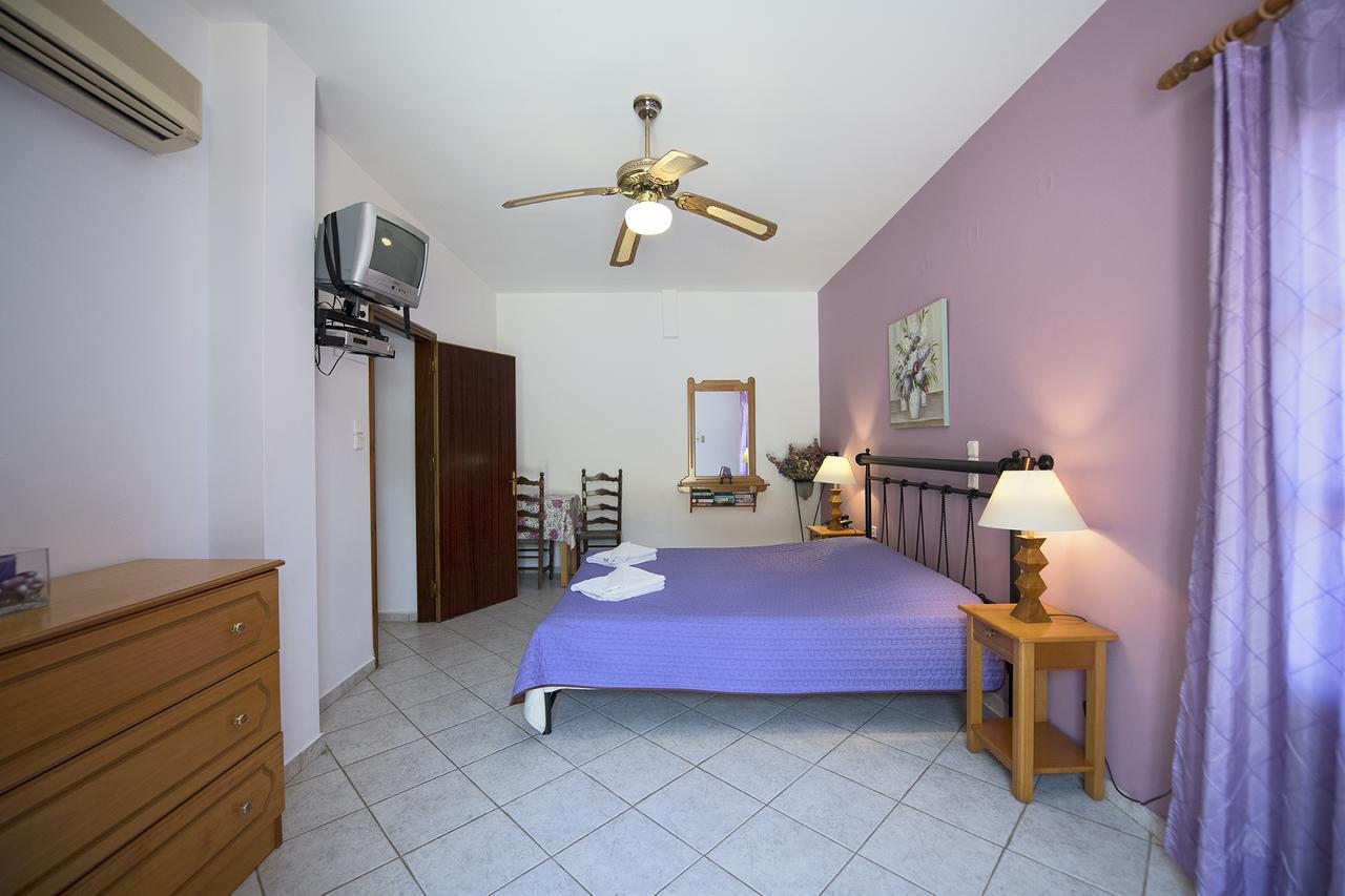 Amphitrite Apartment Myrties Bagian luar foto